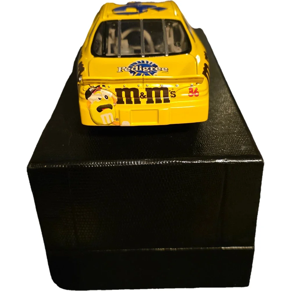 Ernie Irvan #36 M&M's 1999 Pontiac Grand Prix 1:24 RCCA Elite Diecast Nascar